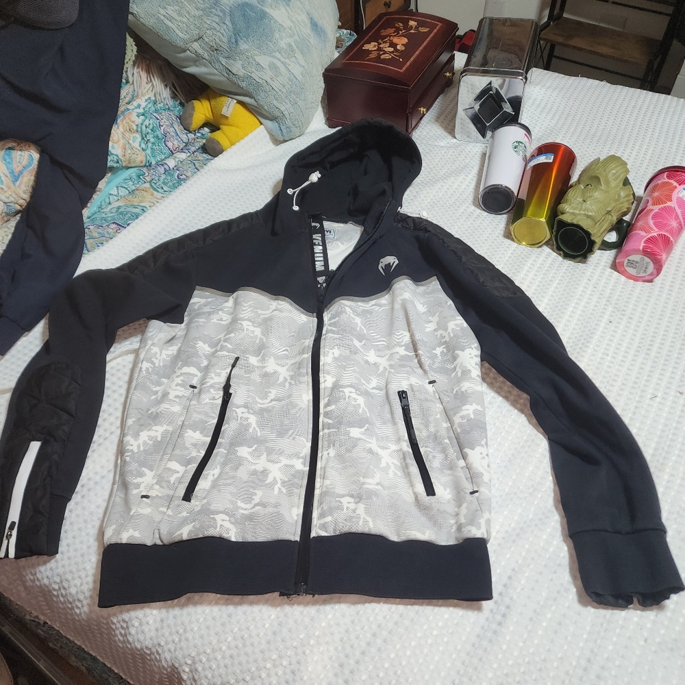 VENUM EUC MENS SZ XL LASER EVO BLACK WHITE ZIPUP HOODIE SWEATSHIRT JACKET